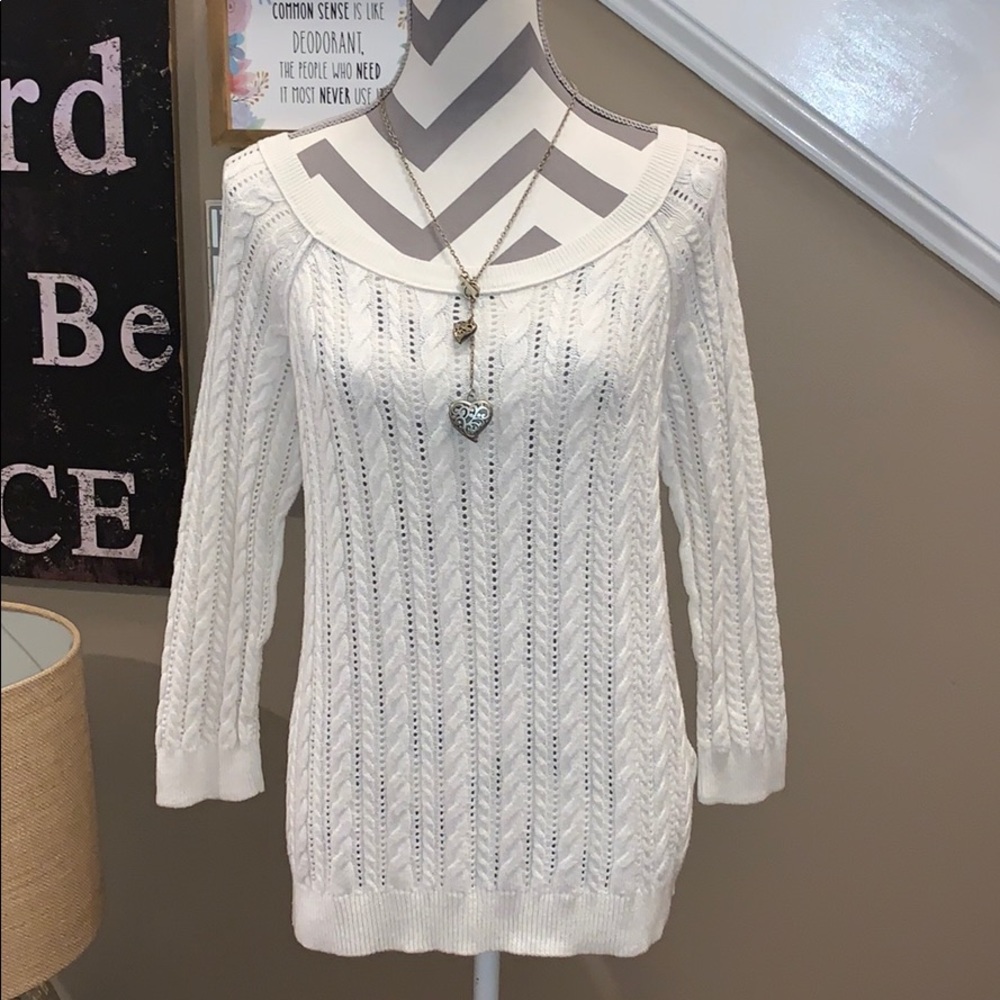 American Eagle sweater